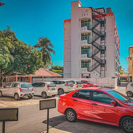 Amzar Motel Cenang Pantai Cenang  Exterior foto