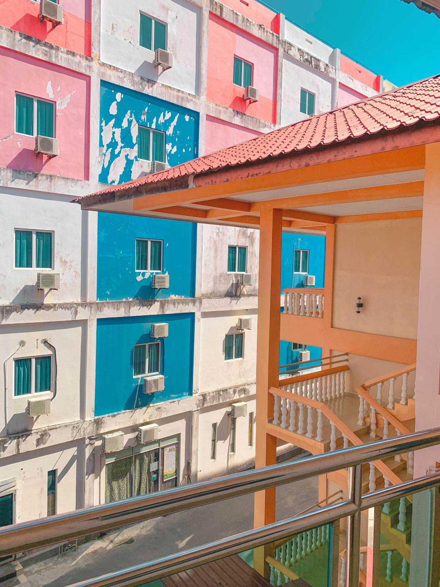 Amzar Motel Cenang Pantai Cenang  Exterior foto