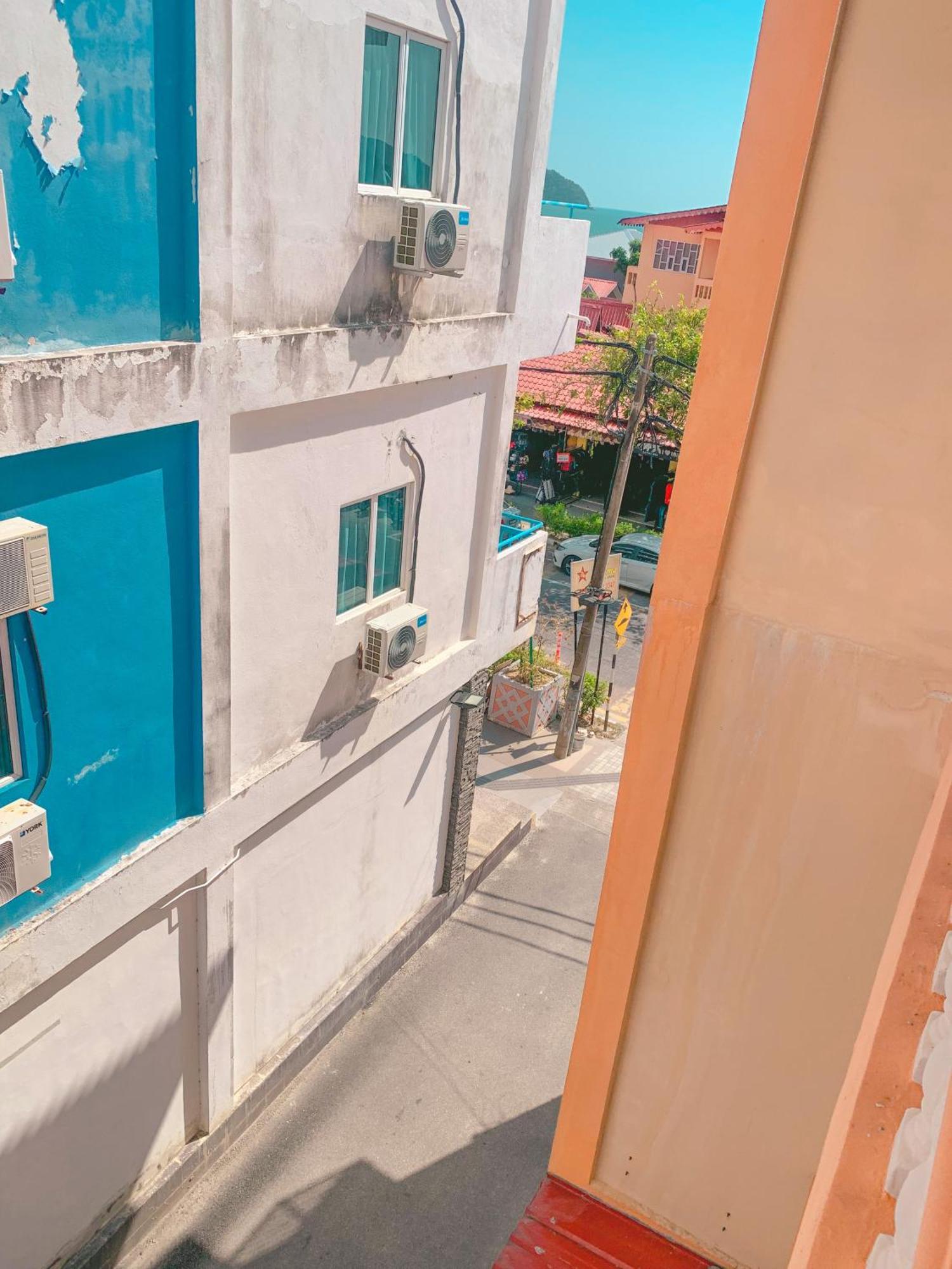 Amzar Motel Cenang Pantai Cenang  Exterior foto